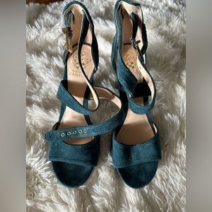 Vince Camuto SAKARI D-Orsay Suede Platform Teal  suede NWOT